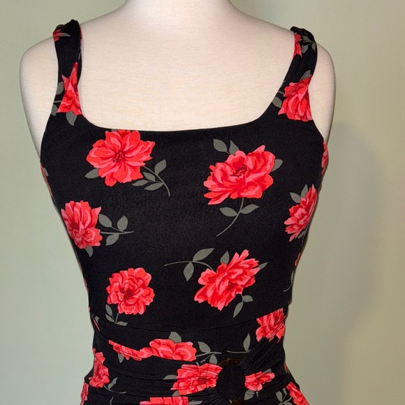 NO BOUNDARIES Chic Black Midi Dress with Red Floral Design size small 3-5 - Picture 3 of 8